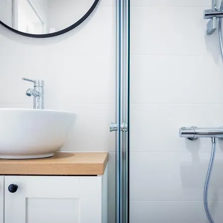 Aon Dla 5 Osób Fahrenheita 2