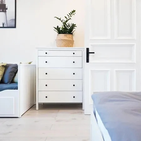 Aon Dla 5 Osób Fahrenheita 2 *