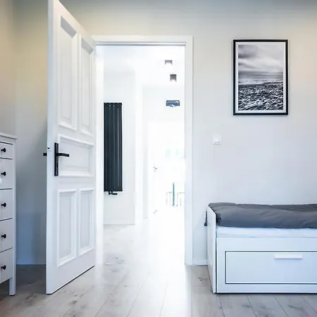 Aon Dla 5 Osób Fahrenheita 2 * Danzig